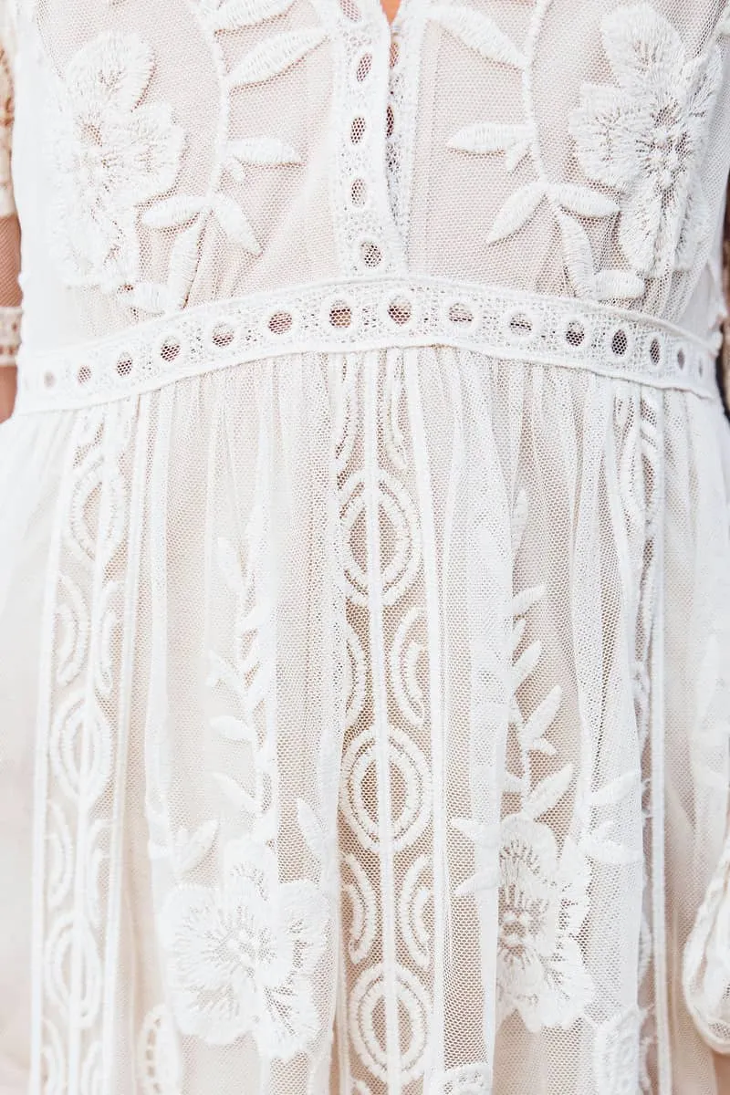 Lace long sleeve V-neck solid color dress