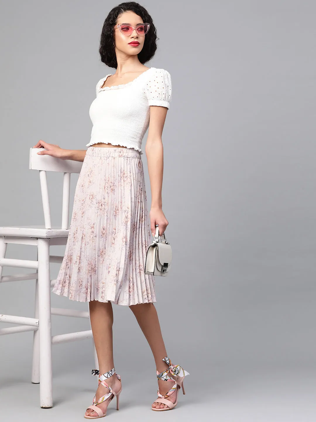 Women Lavender Floral Short Pleated Skirt
